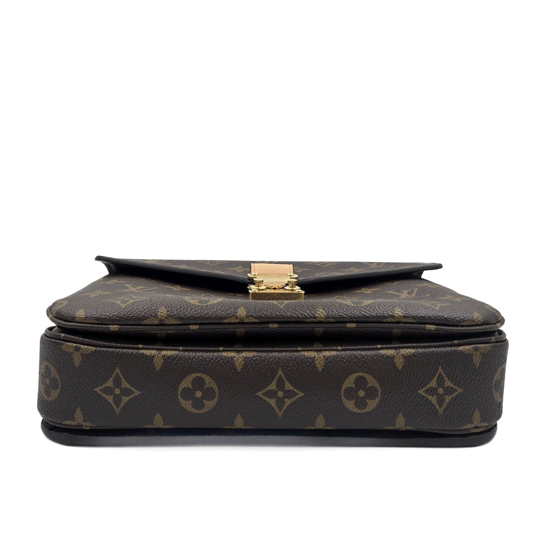 Louis Vuitton Pochette Métis