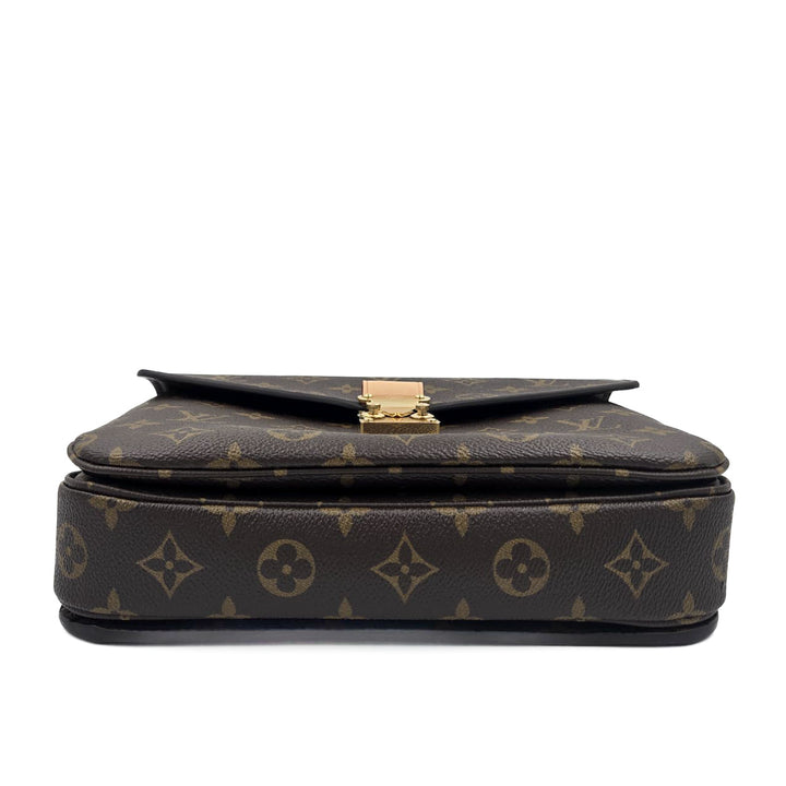 Louis Vuitton Pochette Métis