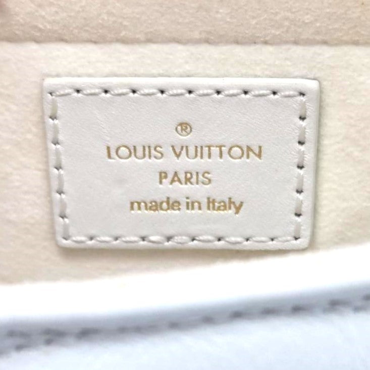 Louis Vuitton New Wave Chain Bag MM
