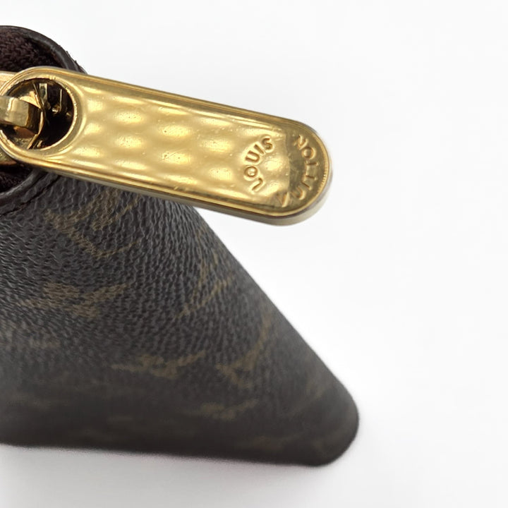 Louis Vuitton Monogram Zippy Wallet