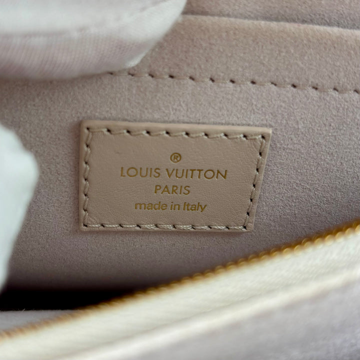 Louis Vuitton New Wave MM