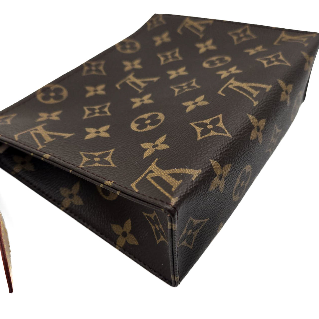 Louis Vuitton Monogram Toiletry 19 Pouch