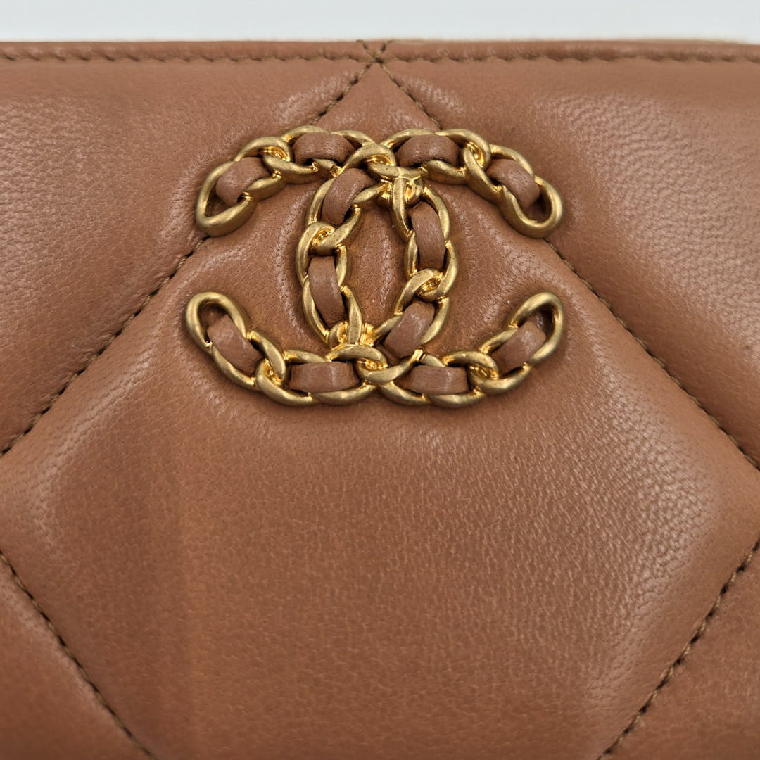 Chanel 19 Zipper Coin Holder