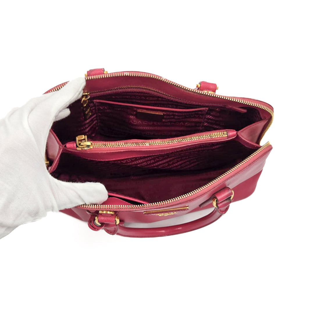 Prada Saffiano Medium Promenade Tote Bag
