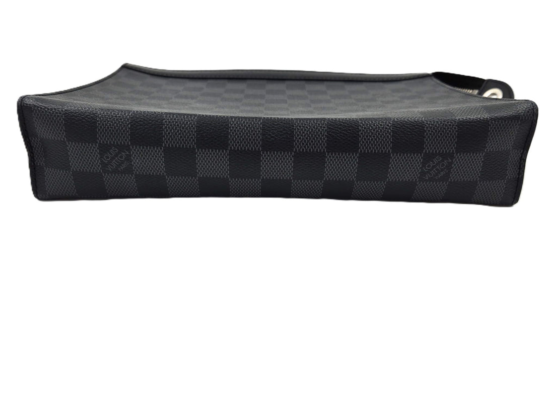 Louis Vuitton Pochette Voyage MM