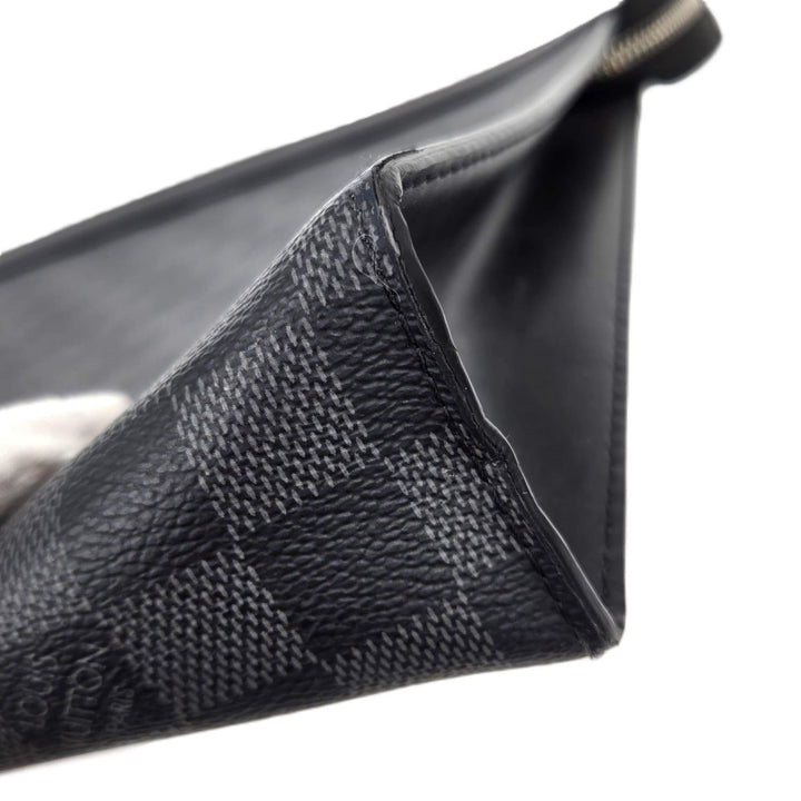 Louis Vuitton Pochette Voyage MM