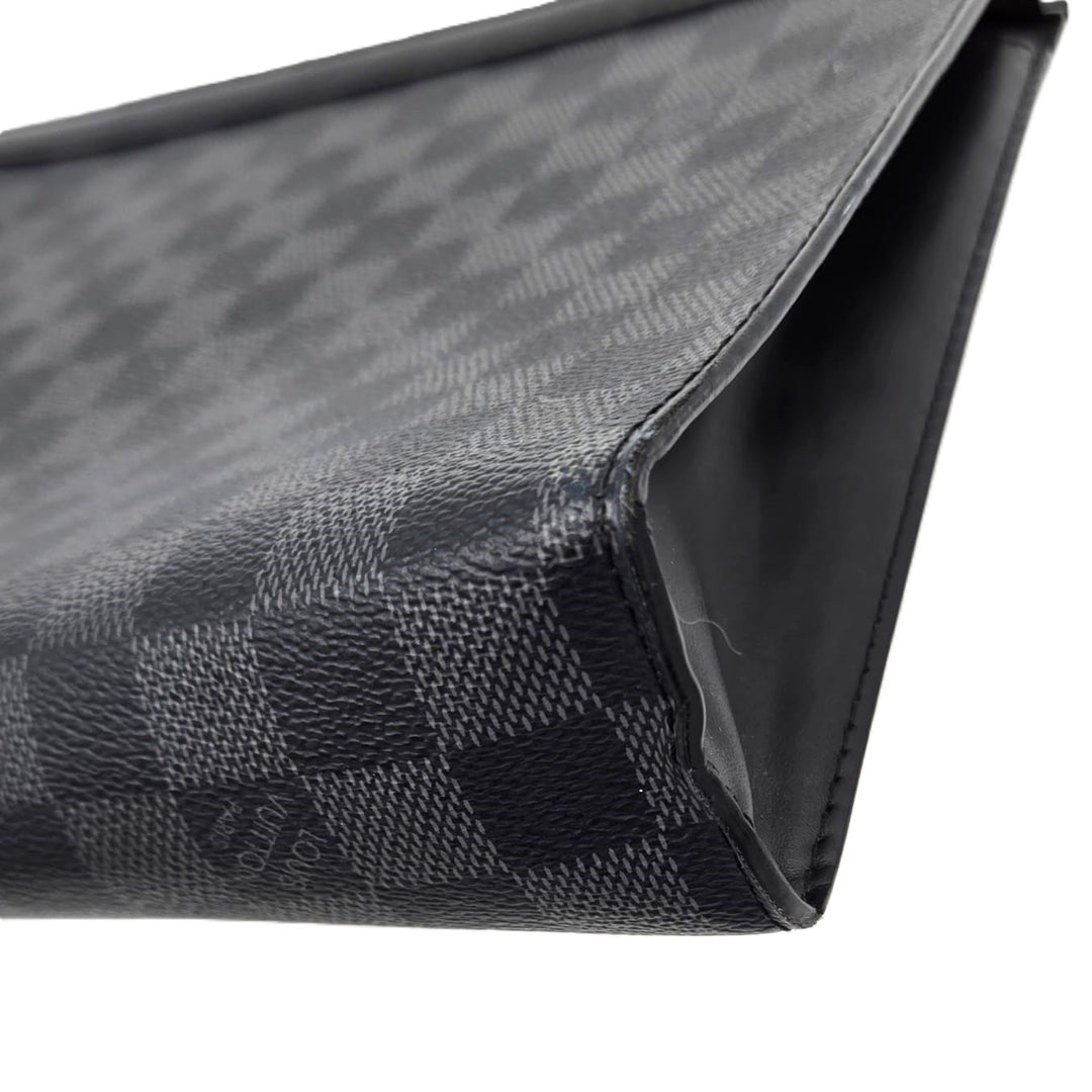 Louis Vuitton Pochette Voyage MM