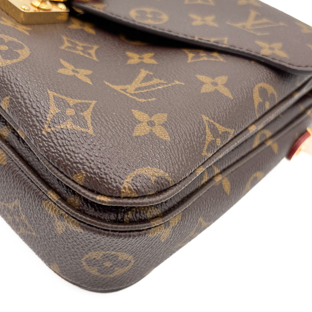 Louis Vuitton Pochette Métis