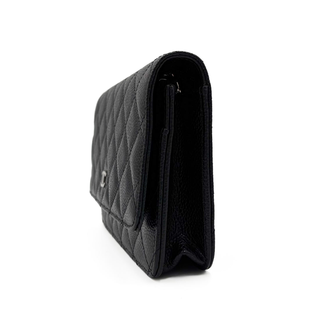 Chanel Caviar Classic Wallet on Chain