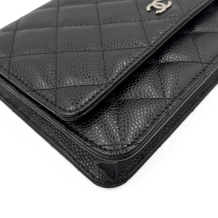 Chanel Caviar Classic Wallet on Chain