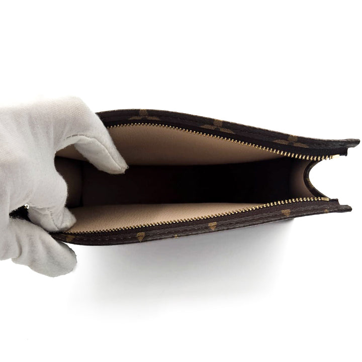 Louis Vuitton Monogram Toiletry 19 Pouch
