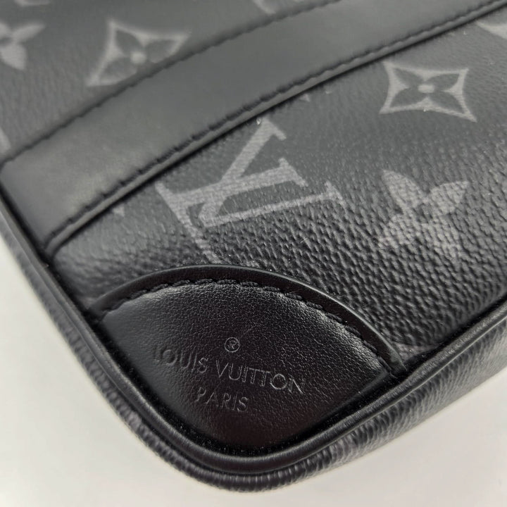 Louis Vuitton Pochette Kasai Wristlet