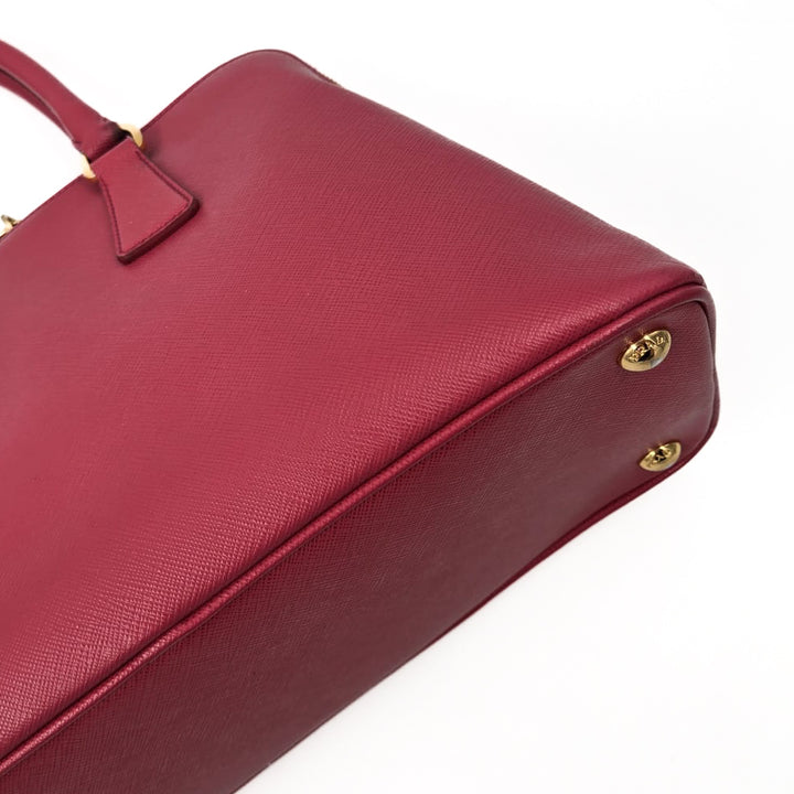 Prada Saffiano Medium Promenade Tote Bag